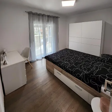 Apartamento Teo Pula